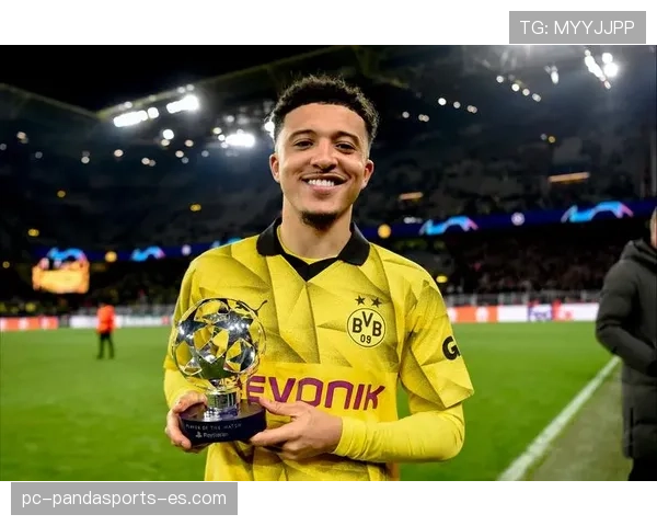 桑乔与萨卡：边路推进分化，前者更倚重内切终结，后者趋向多点参与